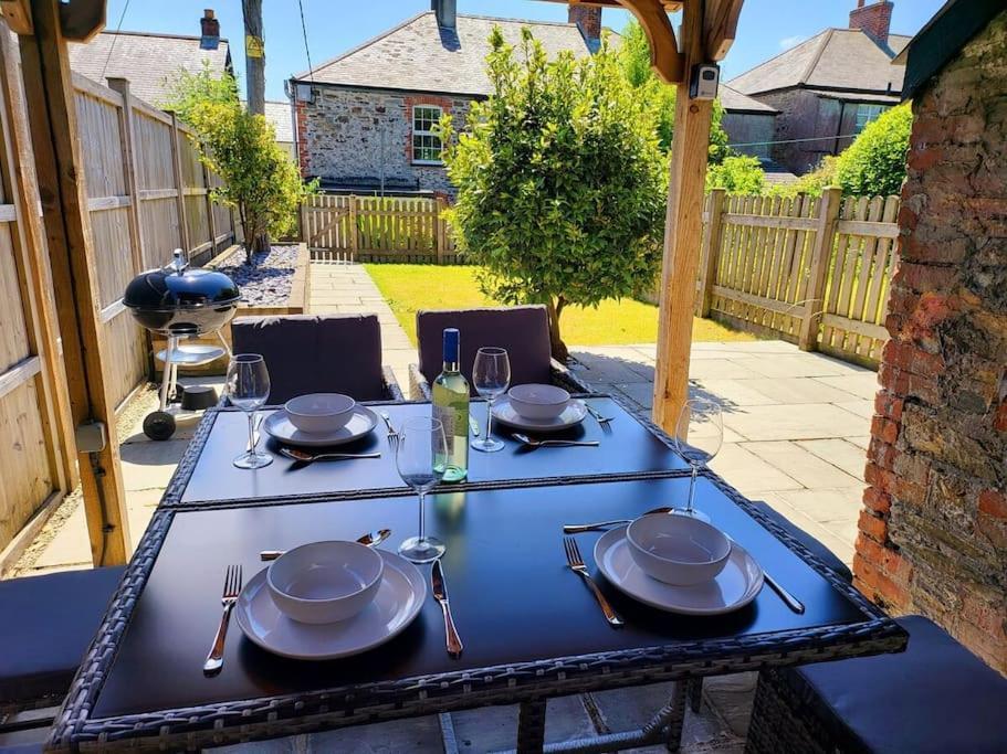 8 Duke Street - Launceston Cornwall מראה חיצוני תמונה